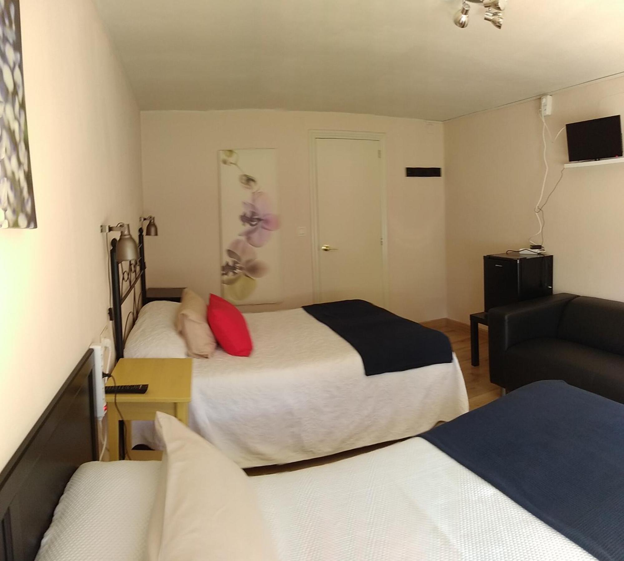 Hotel Sebrenu Sebreño Zimmer foto